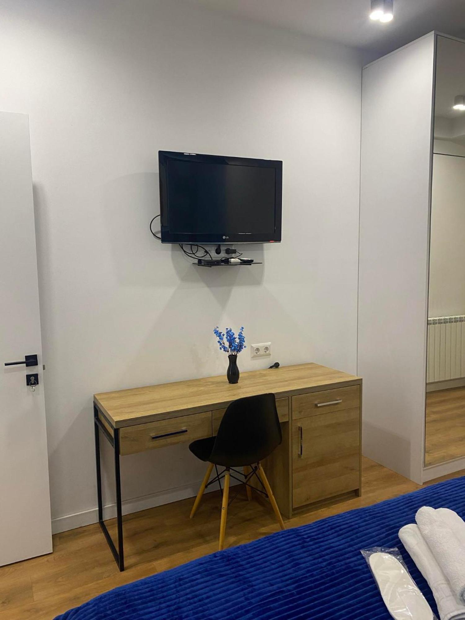 Vere Side Hotel Tbilisi Ngoại thất bức ảnh